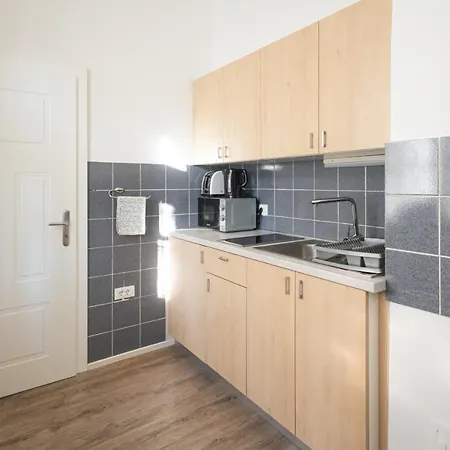 Epicenter - & Terrace 게스트하우스 류블랴나