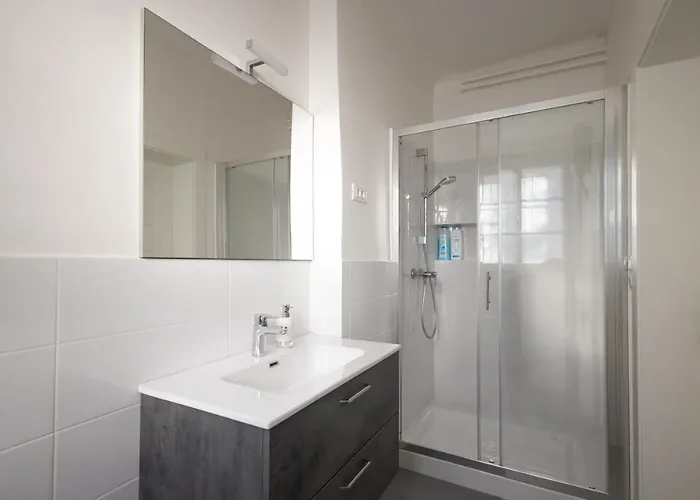 Epicenter - & Terrace 게스트하우스